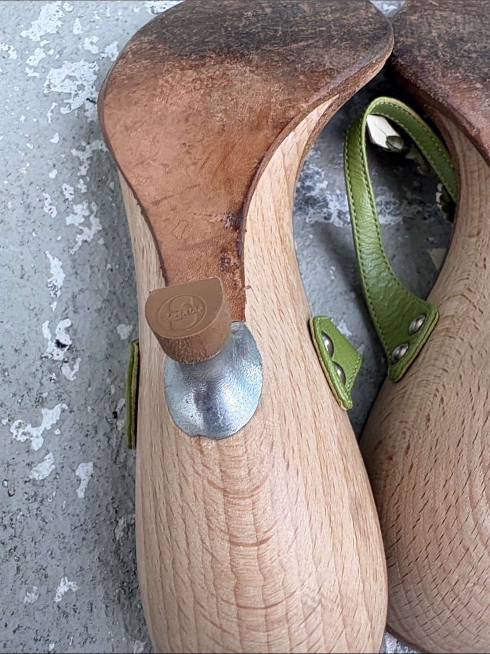 Prada Daisy leather kitten heels - Picture 13 of 14
